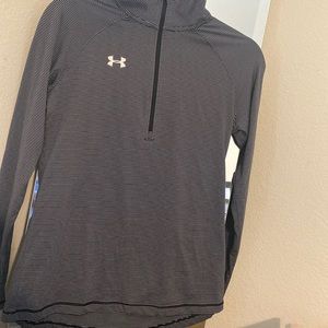 Under Armor Zip long sleeve Size: XS